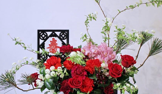 藝術(shù)插花培訓(xùn)插花藝術(shù)制作鮮花簡(jiǎn)單步驟